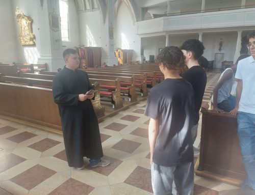 Kirche, Kirchturm und fairer Handel – ein abwechslungsreicher Vormittag in Vilshofen